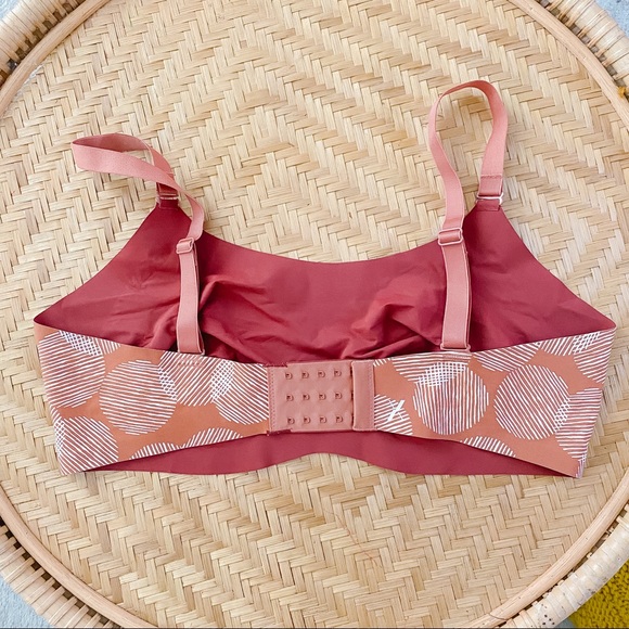 Knix Evolution Bra - Picture 2 of 3